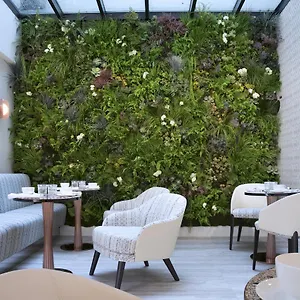 دريس كودآند سبا فندق